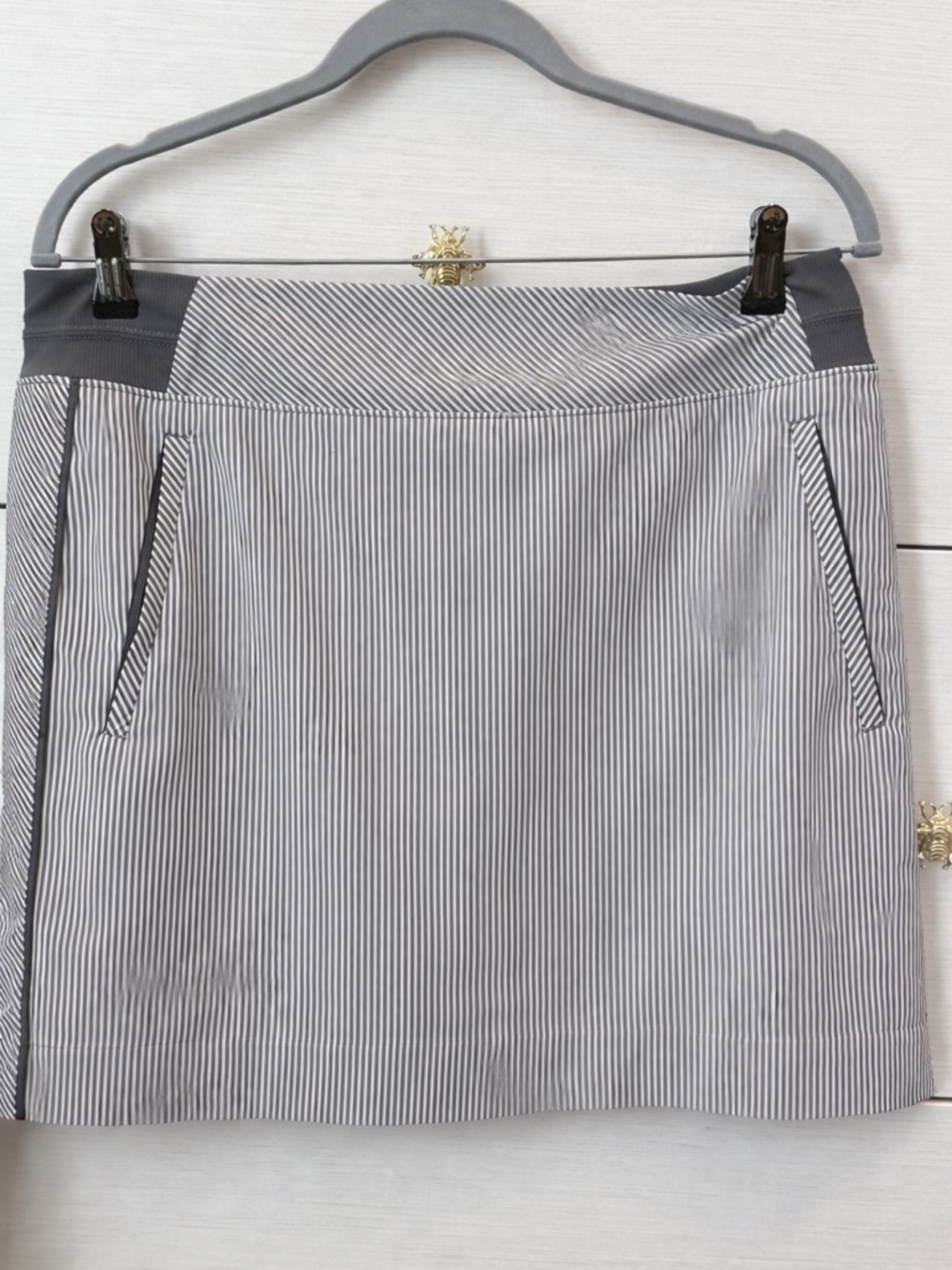 Athleta Striped Pencil Skirt in Gray and White